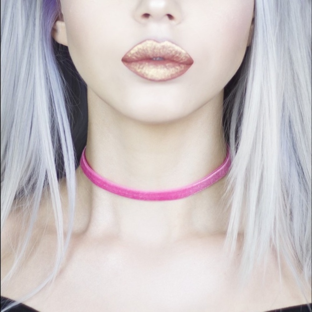 ✨NEW✨ Hot Pink Thin Velvet Choker Necklace